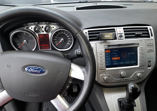 Ford Kuga cena 37400 przebieg: 190000, rok produkcji 2010 z Kielce małe 172